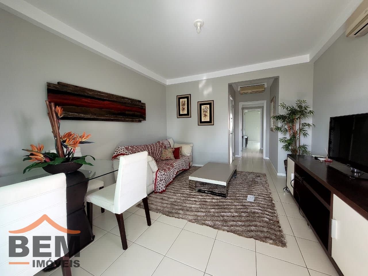 Apartamento para Locação com 2 quartos e 94m² no bairro Centro, em Itajaí