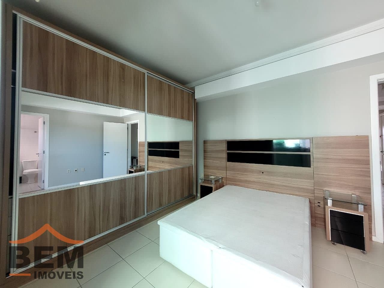 Apartamento para Locação com 2 quartos e 94m² no bairro Centro, em Itajaí