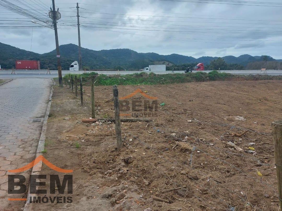 Terreno para Venda no bairro Volta Grande, em Navegantes