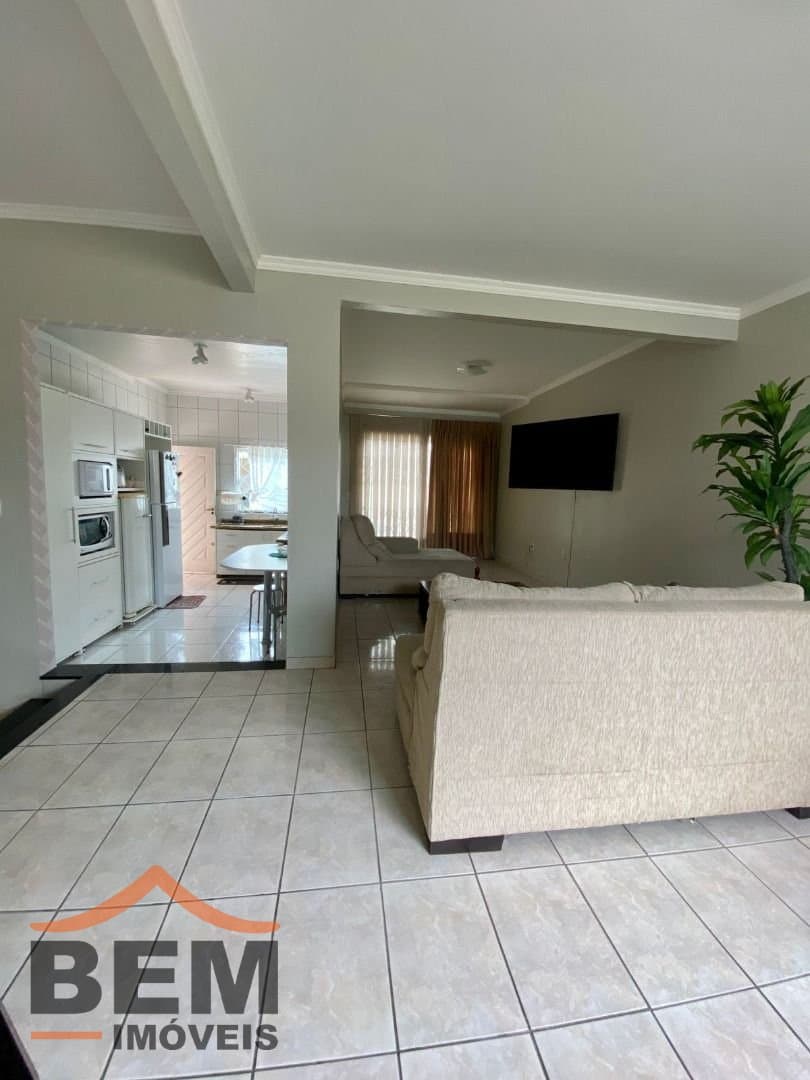Casa para Venda com 4 quartos no bairro Dom Bosco, em Itajaí