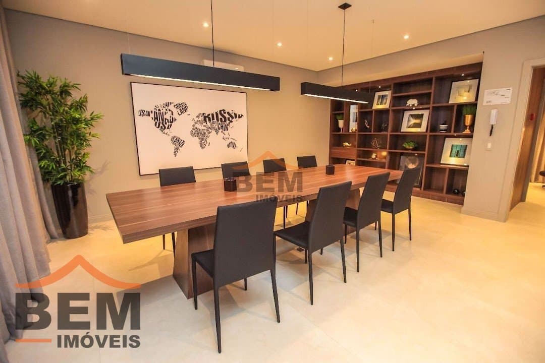 Apartamento para Venda com 2 quartos e 70m² no bairro Centro, em Itajaí