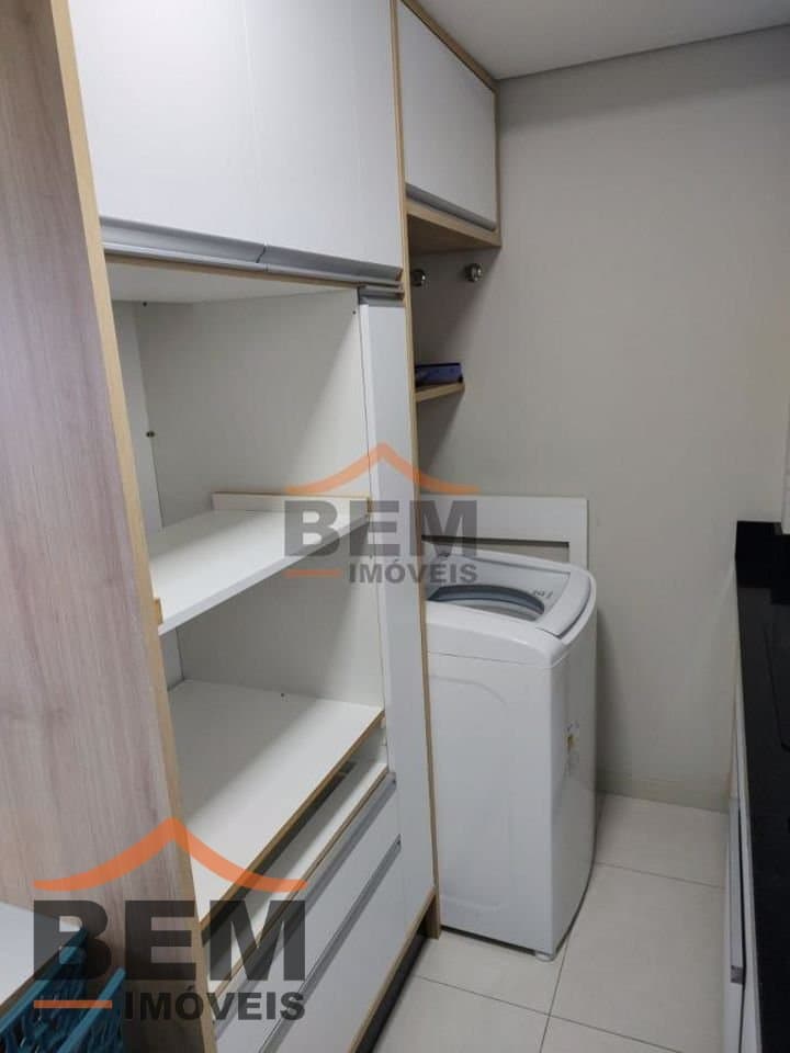 Apartamento para Venda com 2 quartos e 70m² no bairro Centro, em Itajaí