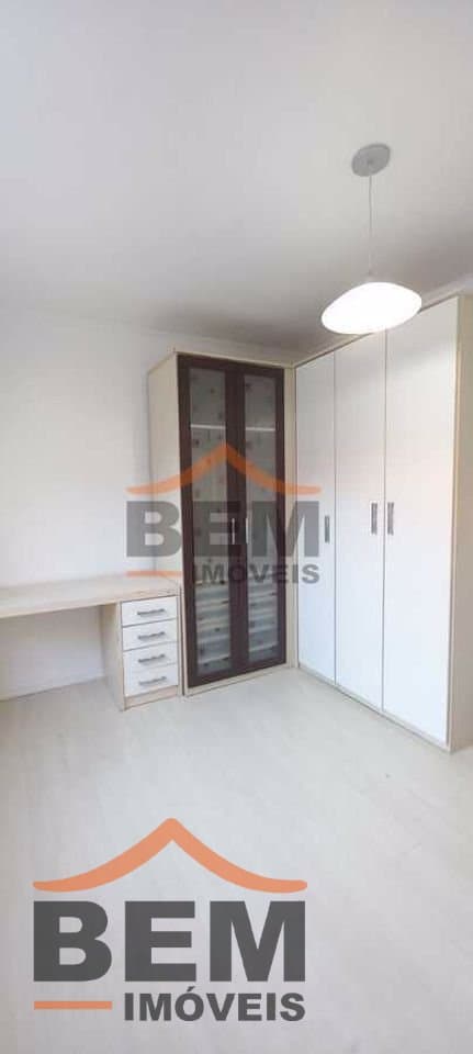 Casa para Venda com 6 quartos e 400m² no bairro São João, em Itajaí