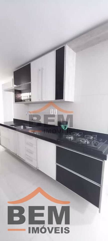 Casa para Venda com 6 quartos e 400m² no bairro São João, em Itajaí