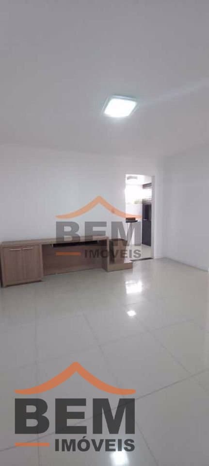 Casa para Venda com 6 quartos e 400m² no bairro São João, em Itajaí