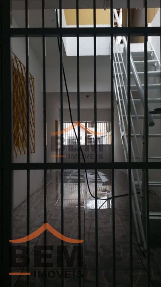 Casa para Venda com 4 quartos e 232m² no bairro São João, em Itajaí