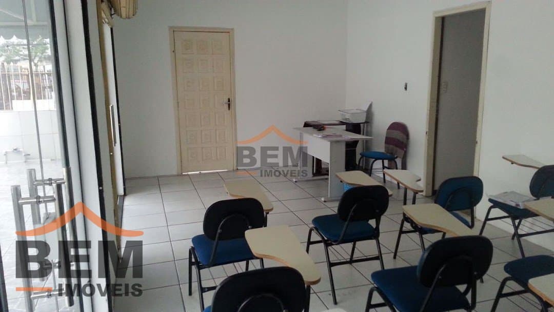 Casa para Venda com 4 quartos e 232m² no bairro São João, em Itajaí