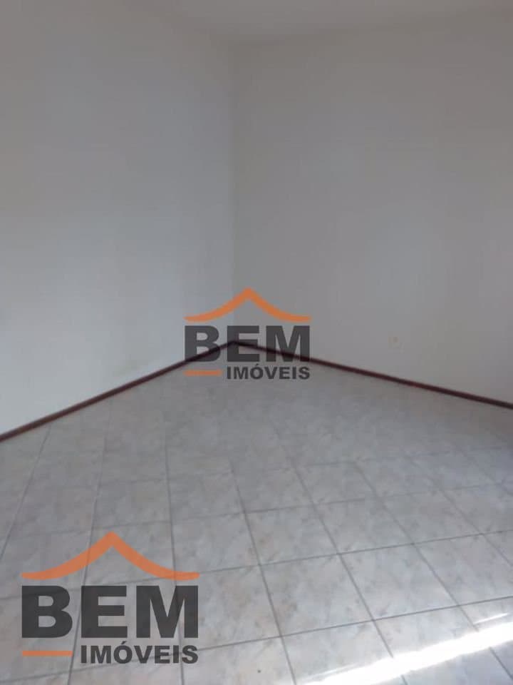 Casa para Locação com 3 quartos e 110m² no bairro Centro, em Itajaí