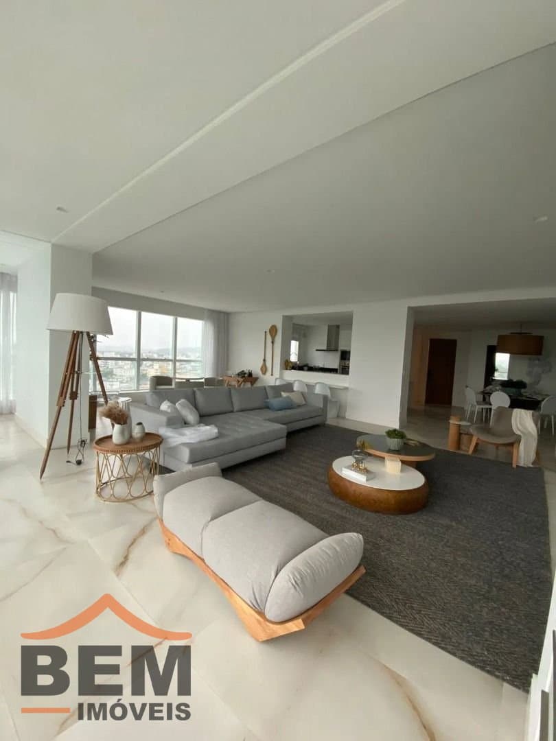 Apartamento para Venda com 3 quartos e 182m² no bairro Centro, em Balneário Camboriú