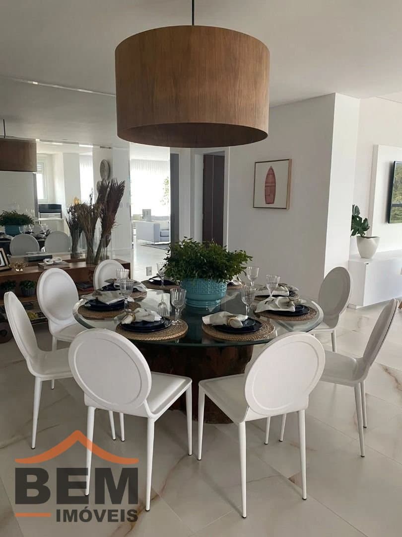 Apartamento para Venda com 3 quartos e 182m² no bairro Centro, em Balneário Camboriú