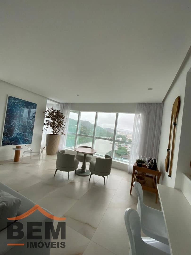 Apartamento para Venda com 3 quartos e 182m² no bairro Centro, em Balneário Camboriú