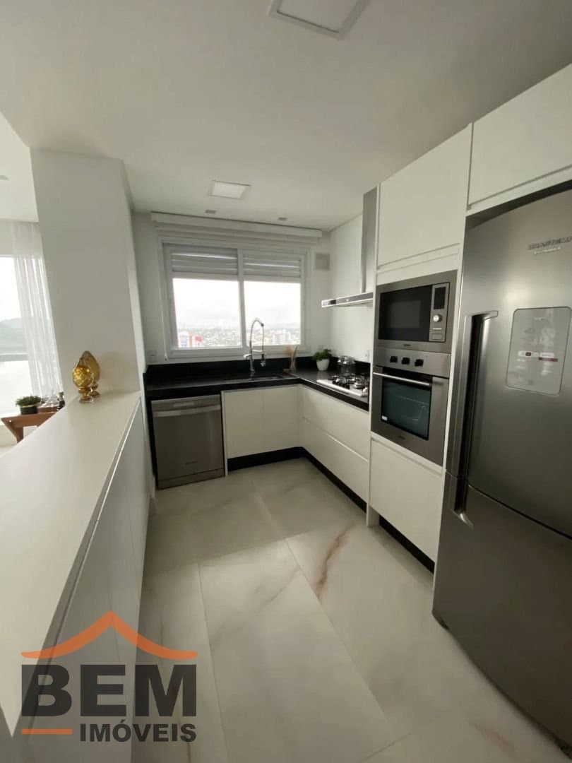 Apartamento para Venda com 3 quartos e 182m² no bairro Centro, em Balneário Camboriú