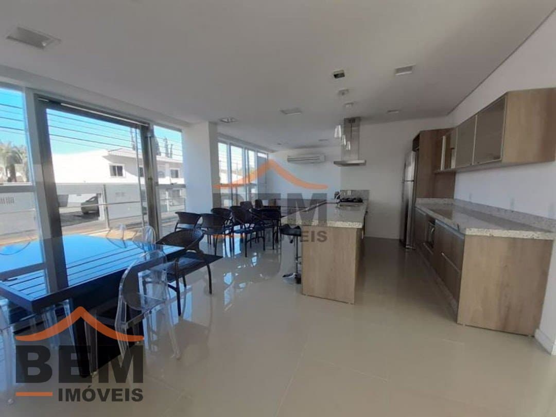 Apartamento com 2 quartos e 64m² no bairro Dom Bosco, em Itajaí