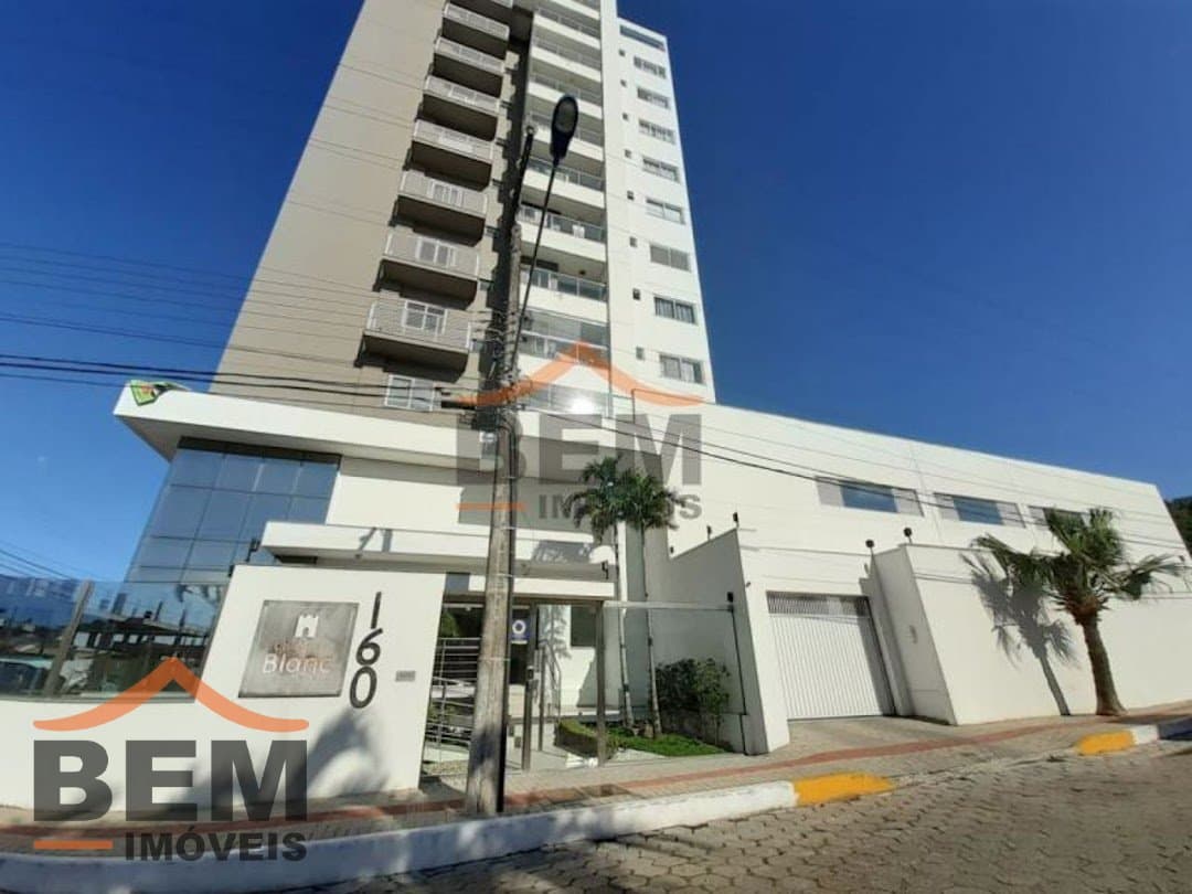 Apartamento com 2 quartos e 64m² no bairro Dom Bosco, em Itajaí