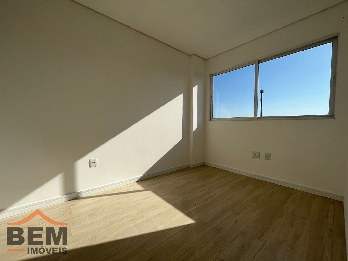Apartamento com 2 quartos e 64m² no bairro Dom Bosco, em Itajaí