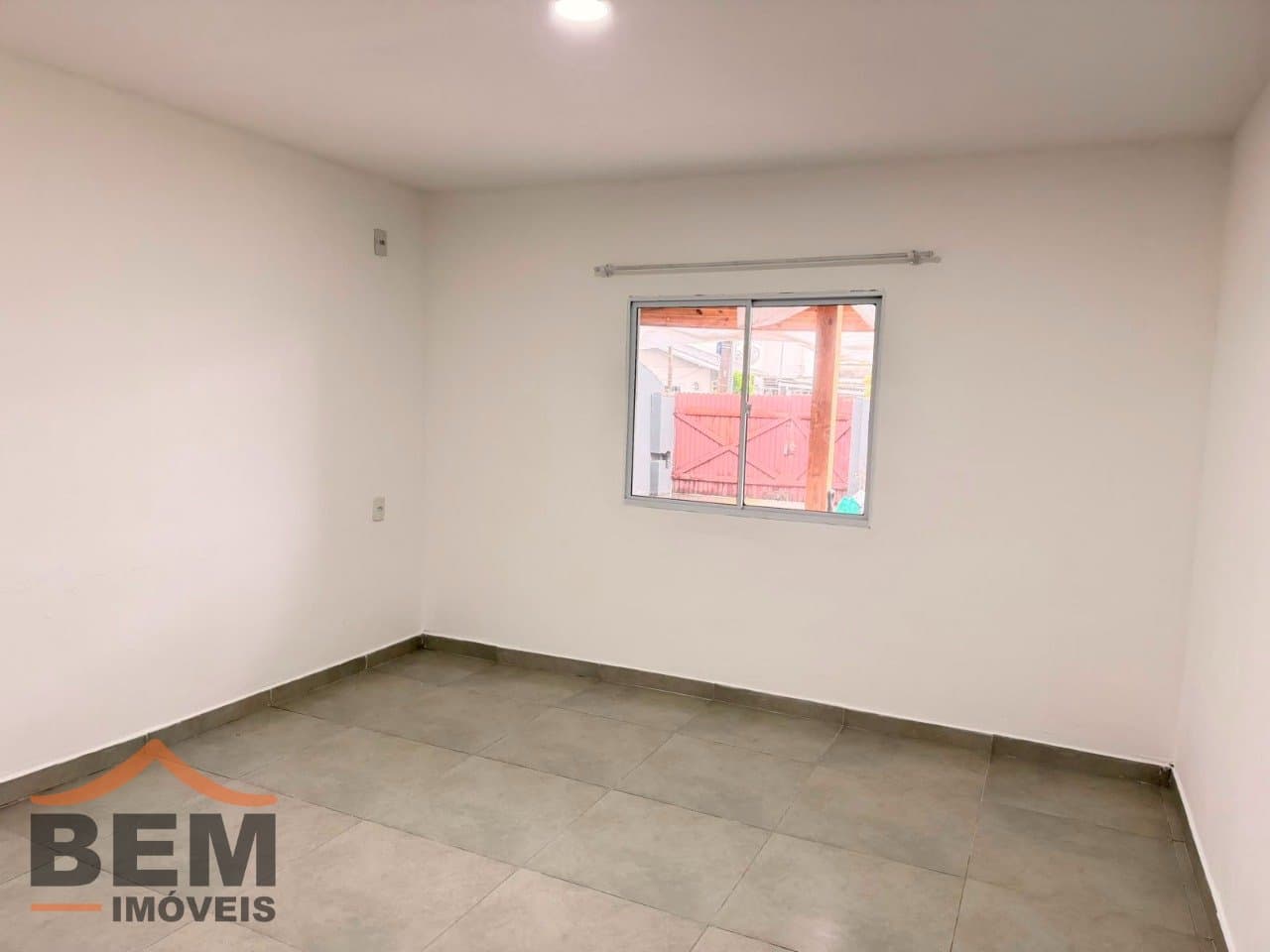 Casa para Locação com 2 quartos e 55m² no bairro São João, em Itajaí