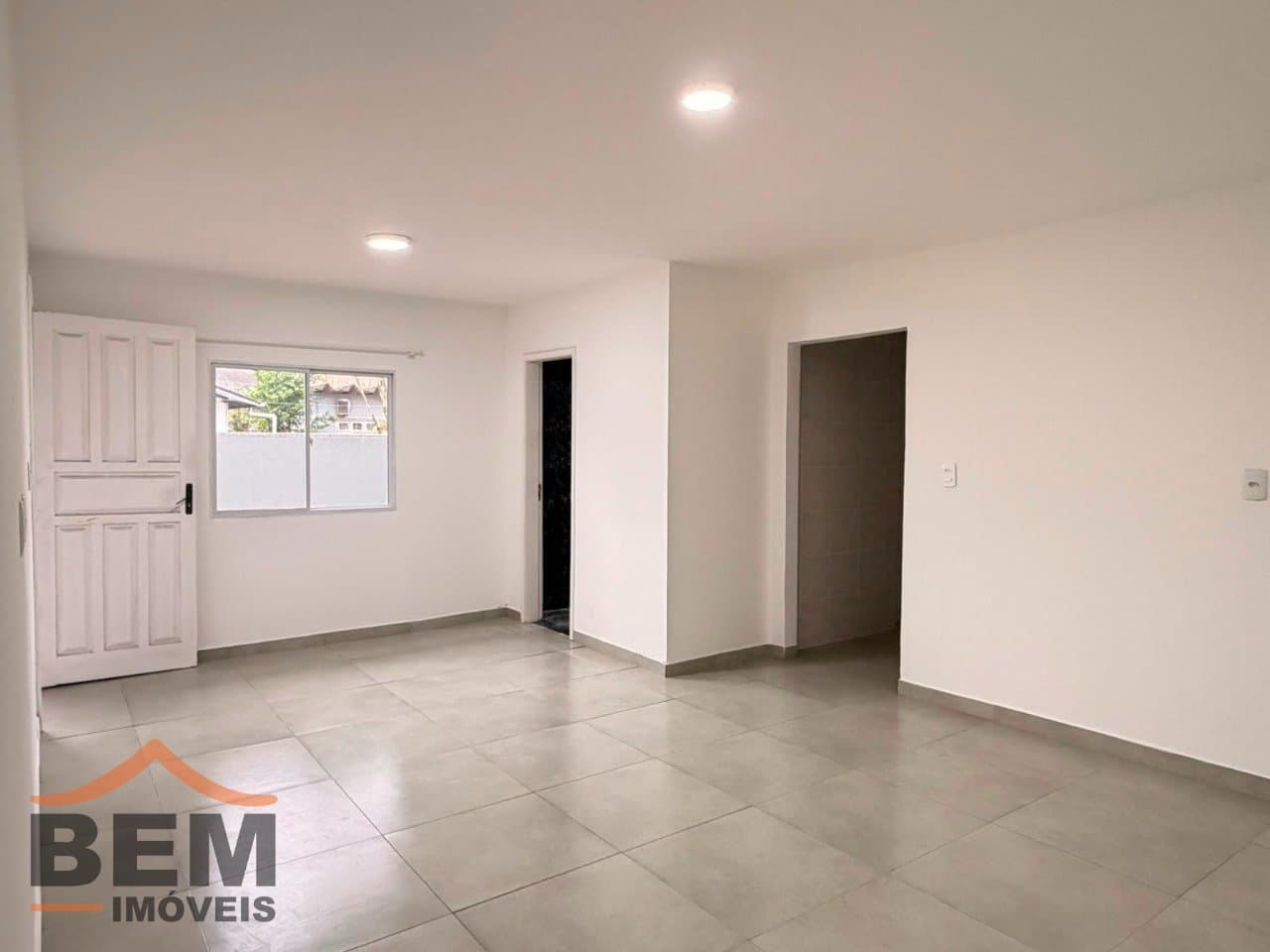 Casa para Locação com 2 quartos e 55m² no bairro São João, em Itajaí