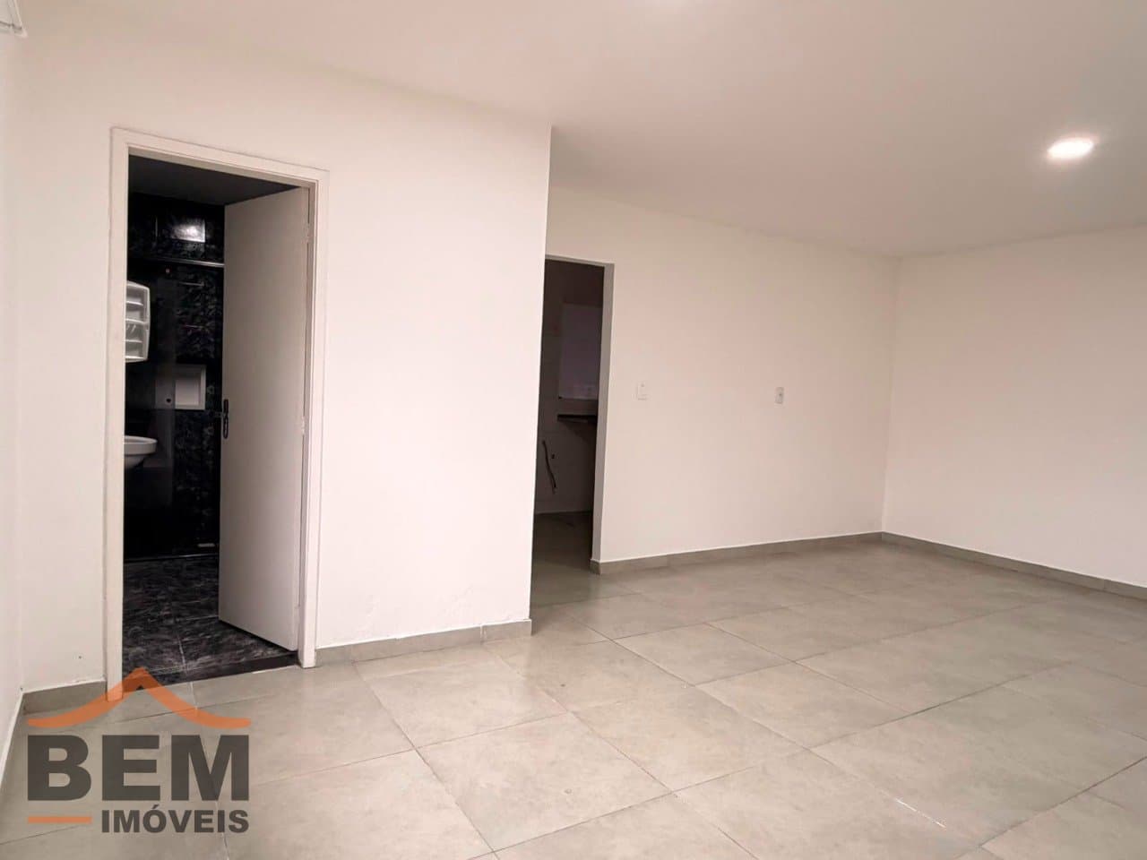 Casa para Locação com 2 quartos e 55m² no bairro São João, em Itajaí