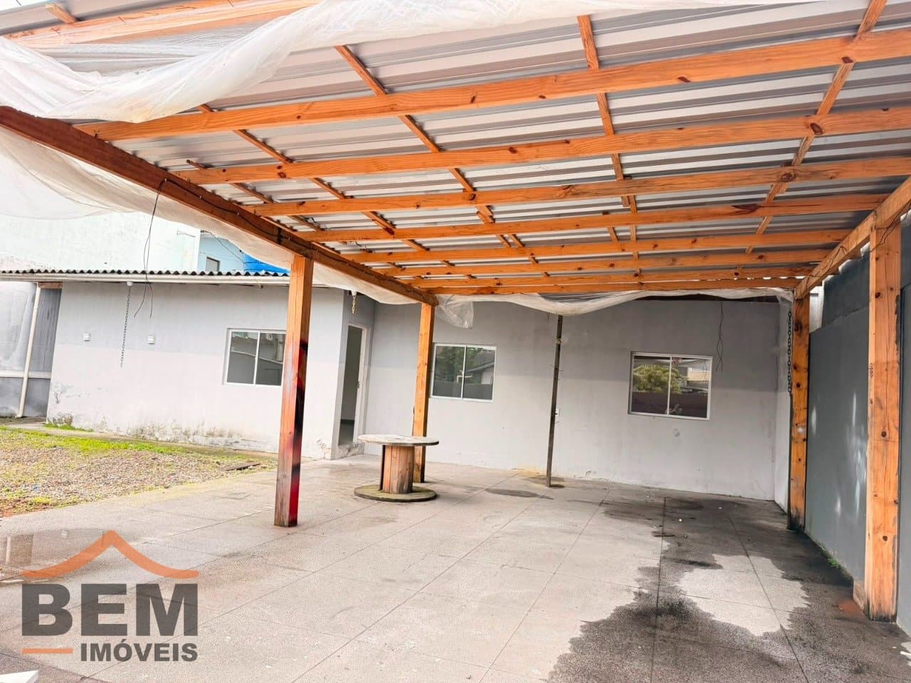Casa para Locação com 2 quartos e 55m² no bairro São João, em Itajaí