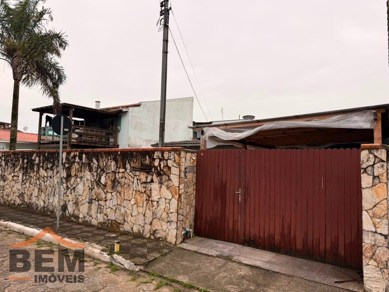 Casa para Locação com 2 quartos e 55m² no bairro São João, em Itajaí