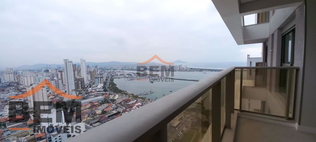 Apartamento para Venda com 3 quartos no bairro Fazenda, em Itajaí