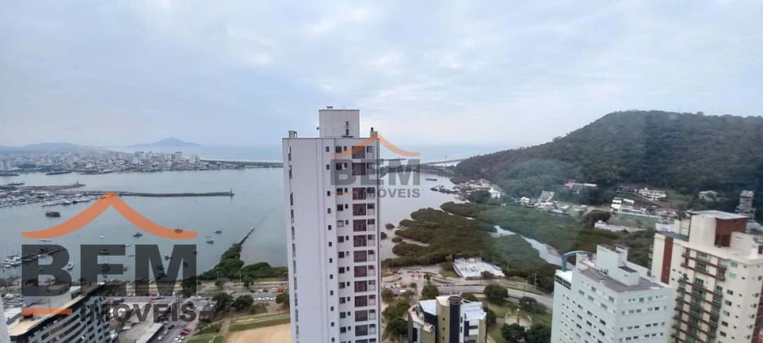 Apartamento para Venda com 3 quartos no bairro Fazenda, em Itajaí
