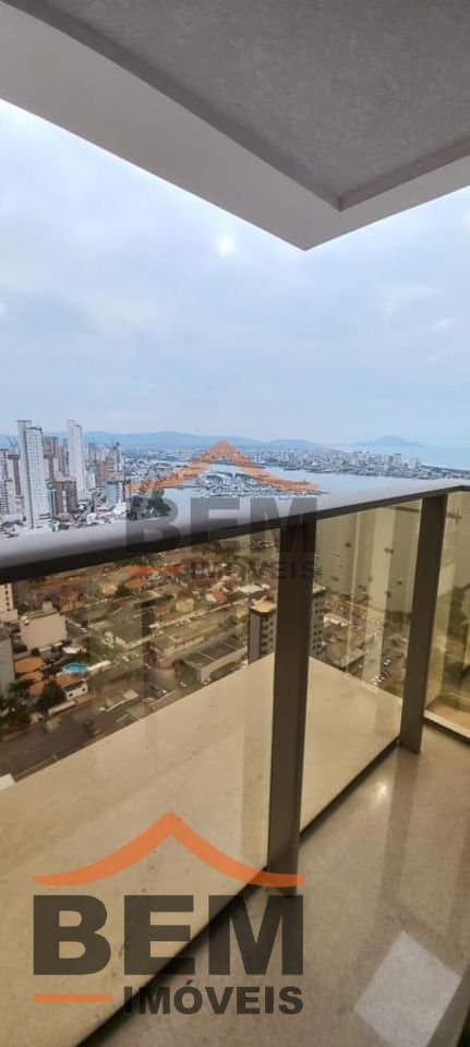 Apartamento para Venda com 3 quartos no bairro Fazenda, em Itajaí