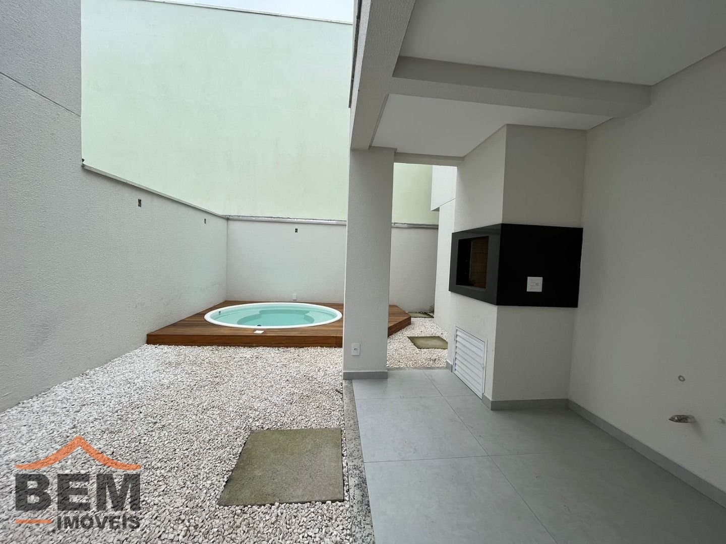 Sobrado para Venda com 3 quartos e 163m² no bairro São João, em Itajaí