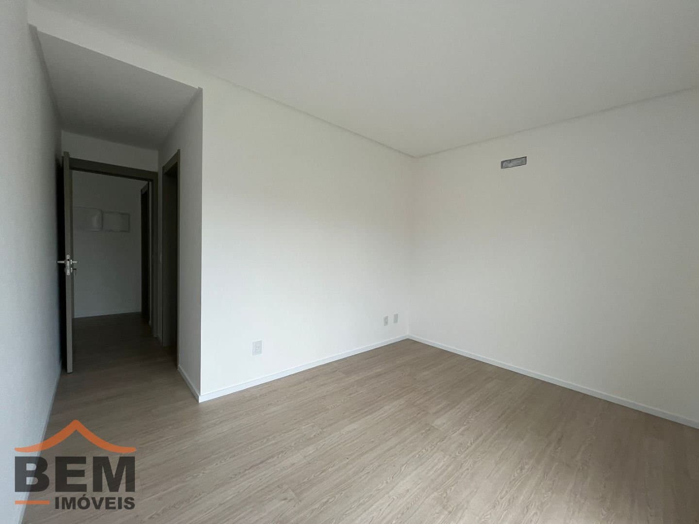 Sobrado para Venda com 3 quartos e 163m² no bairro São João, em Itajaí