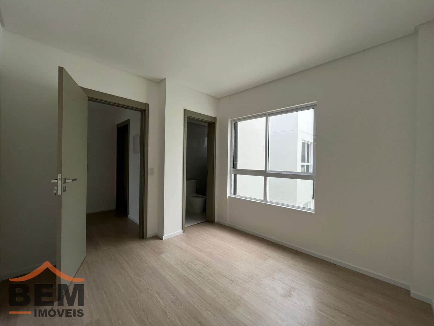 Sobrado para Venda com 3 quartos e 163m² no bairro São João, em Itajaí