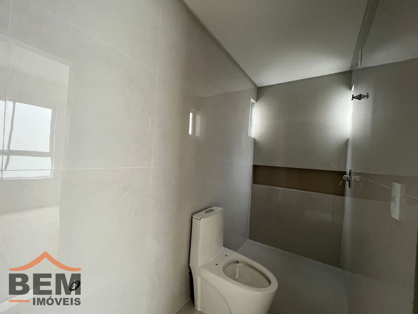 Sobrado para Venda com 3 quartos e 163m² no bairro São João, em Itajaí