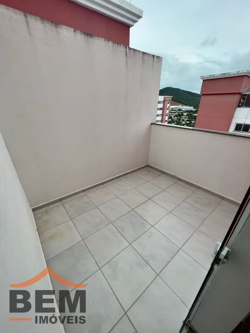 Apartamento para Venda com 3 quartos e 90m² no bairro Carvalho, em Itajaí