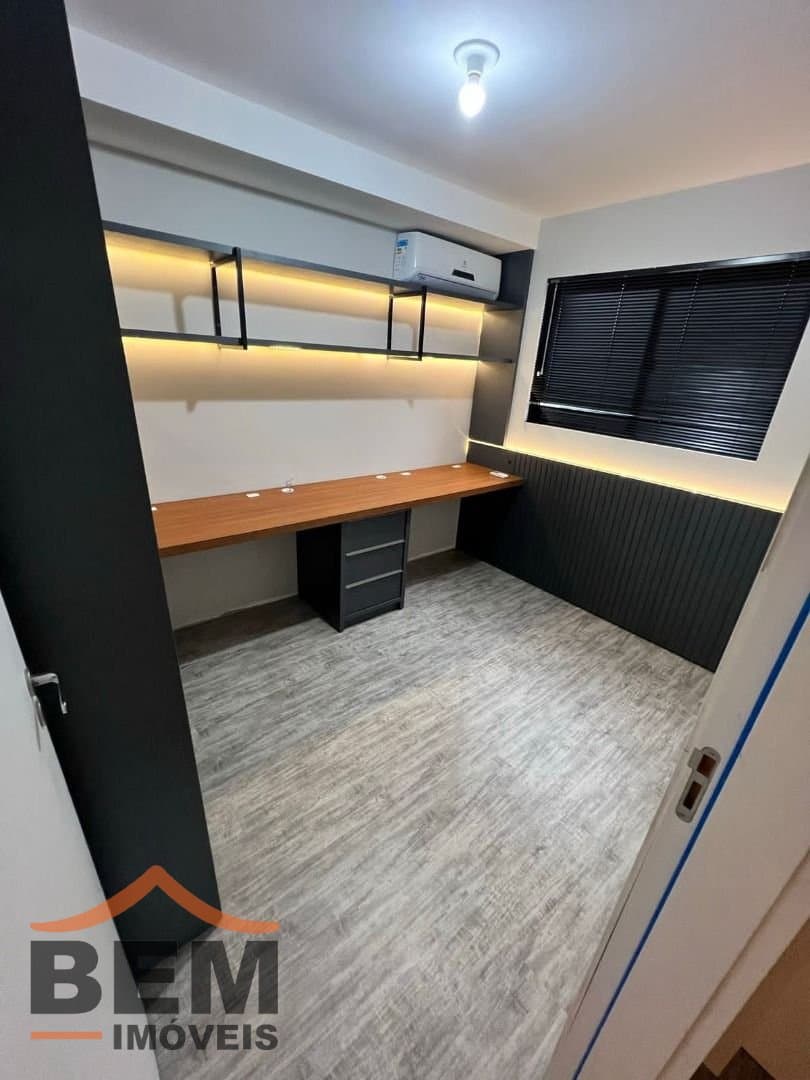 Apartamento para Venda com 3 quartos e 90m² no bairro Carvalho, em Itajaí