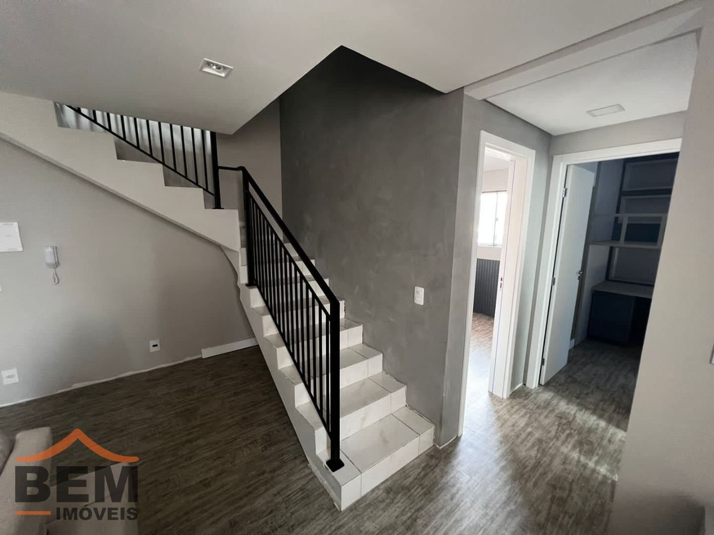 Apartamento para Venda com 3 quartos e 90m² no bairro Carvalho, em Itajaí