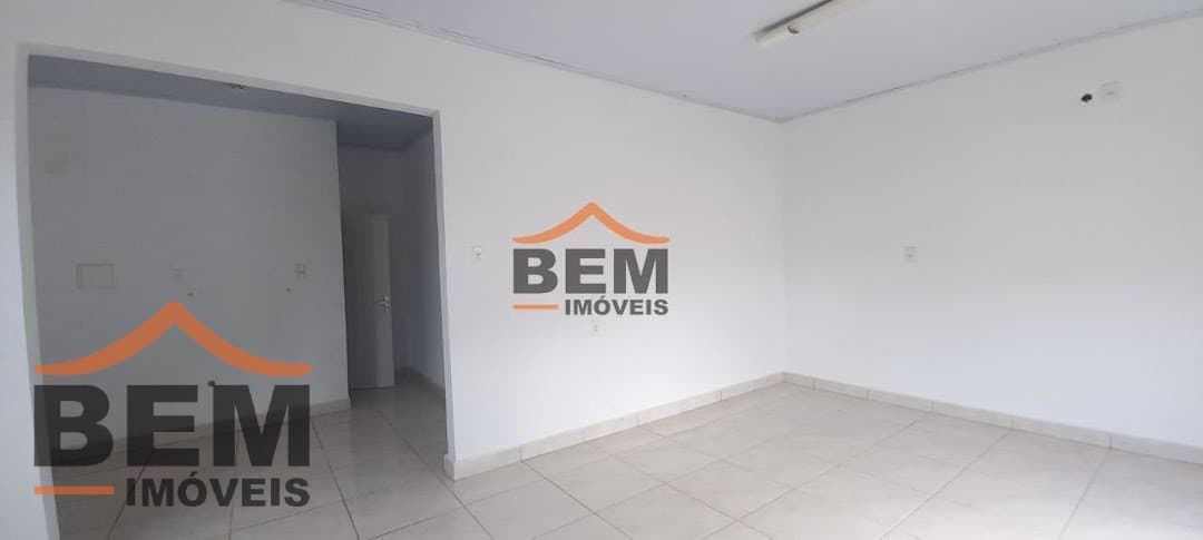 Salas/Conjuntos para Locação com 50m² no bairro São João, em Itajaí