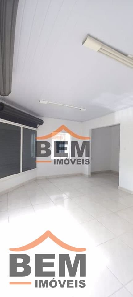 Salas/Conjuntos para Locação com 50m² no bairro São João, em Itajaí