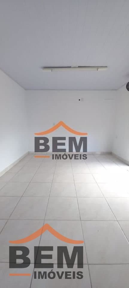 Salas/Conjuntos para Locação com 50m² no bairro São João, em Itajaí