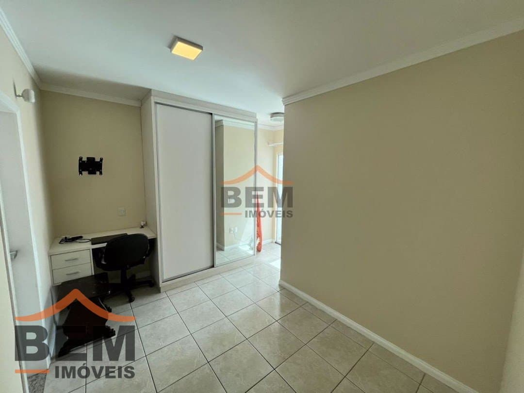 Sobrado para Venda com 3 quartos e 85m² no bairro Dom Bosco, em Itajaí