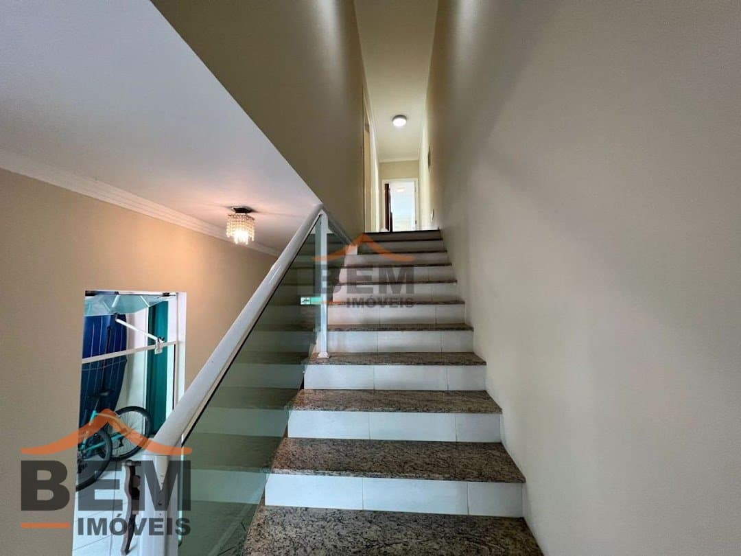 Sobrado para Venda com 3 quartos e 85m² no bairro Dom Bosco, em Itajaí
