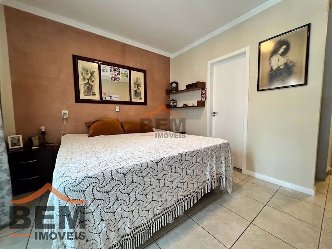 Sobrado para Venda com 3 quartos e 85m² no bairro Dom Bosco, em Itajaí