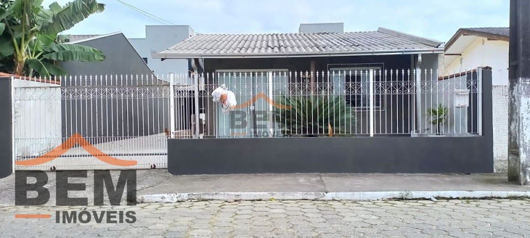 Casa para Venda com 2 quartos e 70m² no bairro Santa Regina, em Itajaí