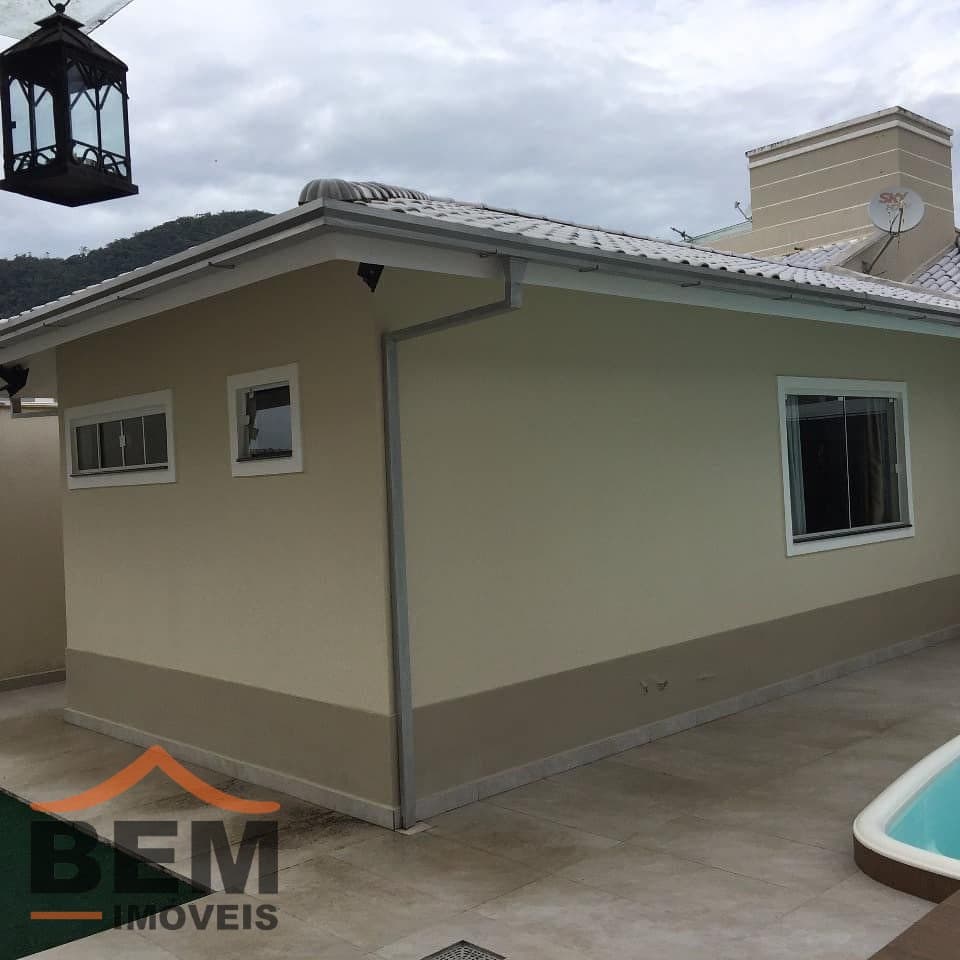 Casa para Venda com 3 quartos e 256m² no bairro Ressacada, em Itajaí