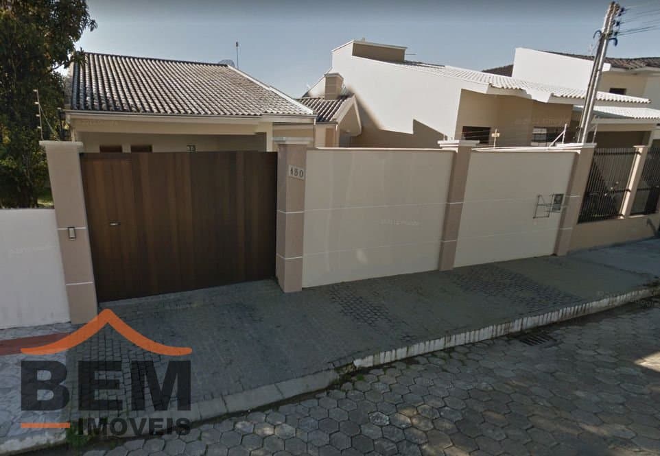 Casa para Venda com 3 quartos e 256m² no bairro Ressacada, em Itajaí