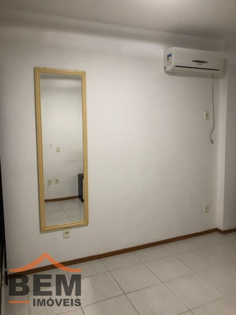 Apartamento para Venda com 2 quartos no bairro Cordeiros, em Itajaí