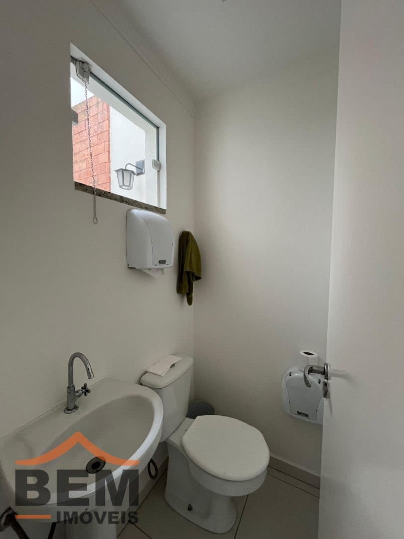 Prédio Comercial para Venda com 250m² no bairro Centro, em Itajaí