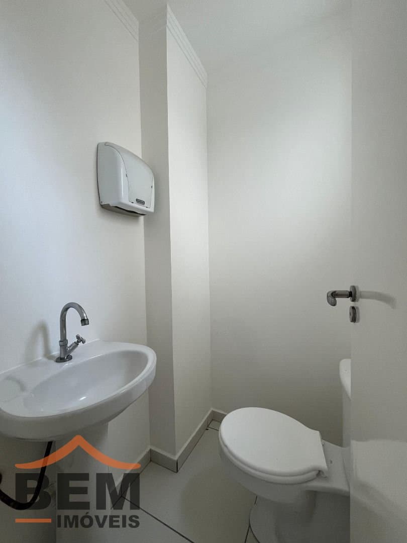 Prédio Comercial para Venda com 250m² no bairro Centro, em Itajaí