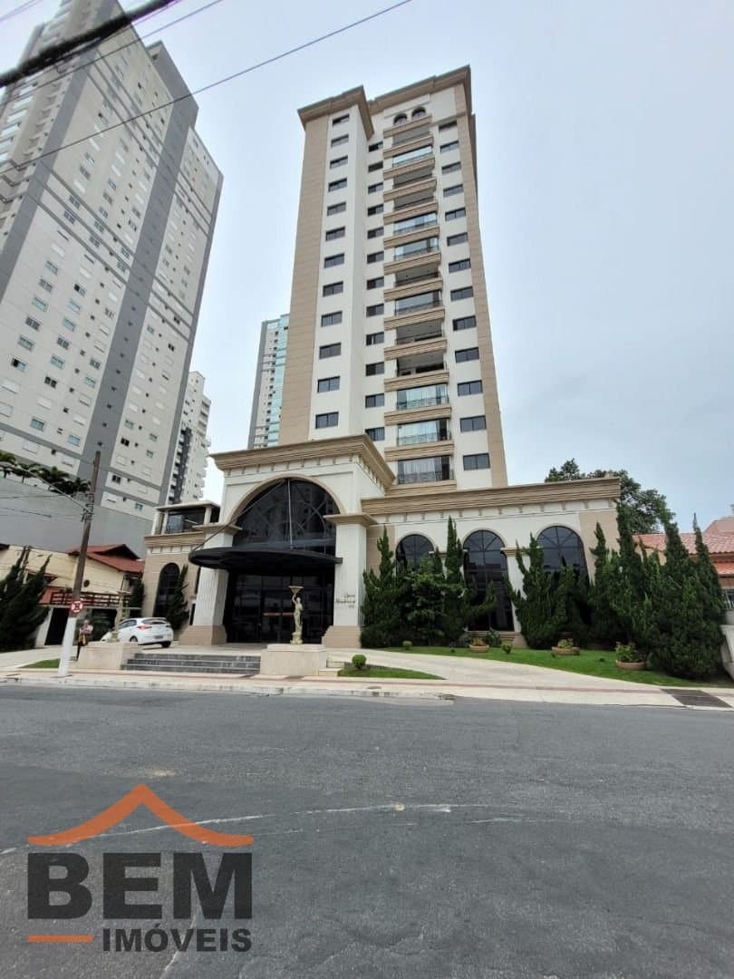 Apartamento para Locação com 3 quartos e 86m² no bairro Fazenda, em Itajaí