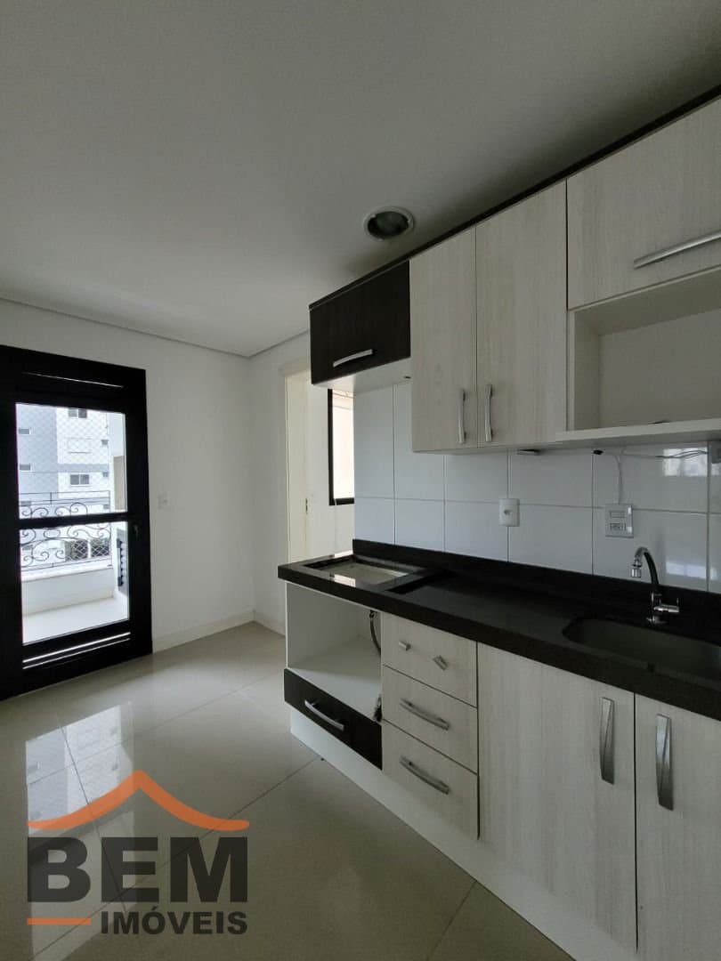 Apartamento para Locação com 3 quartos e 86m² no bairro Fazenda, em Itajaí