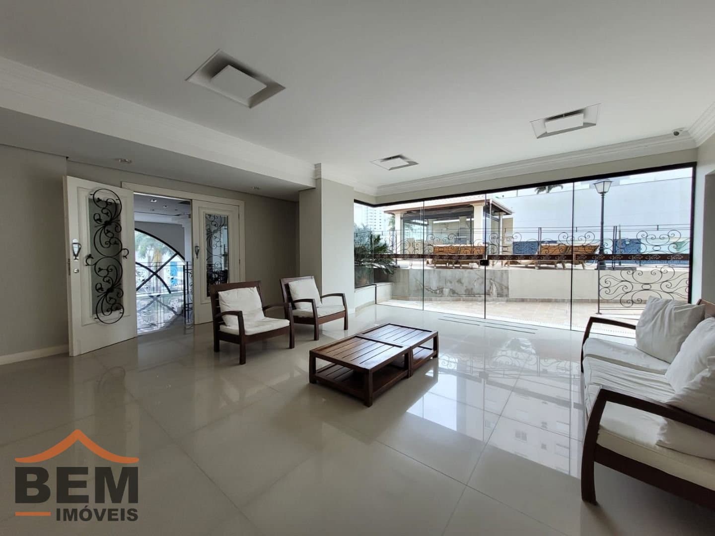 Apartamento para Locação com 3 quartos e 86m² no bairro Fazenda, em Itajaí