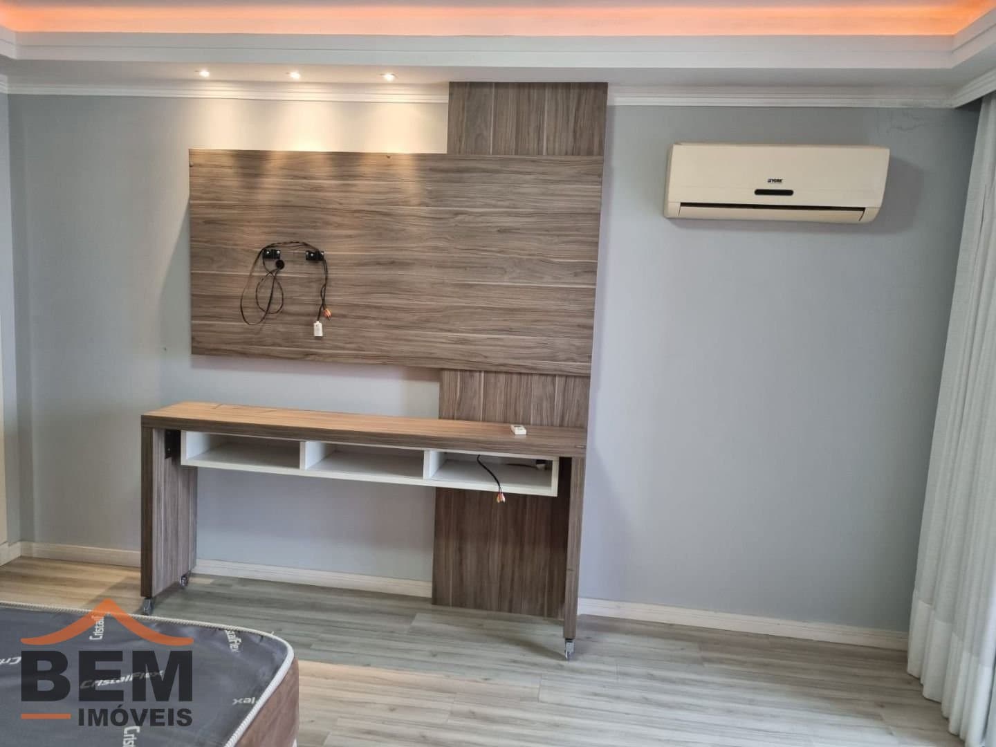 Casa para Locação com 3 quartos e 400m² no bairro São João, em Itajaí